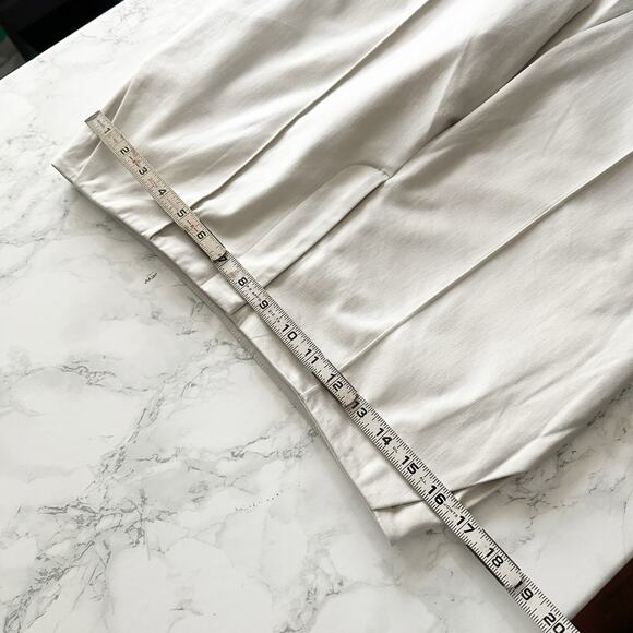 NBD Revolve Bone Color Front Pleat Capri Pants Women’s Size Medium - Picture 8 of 12